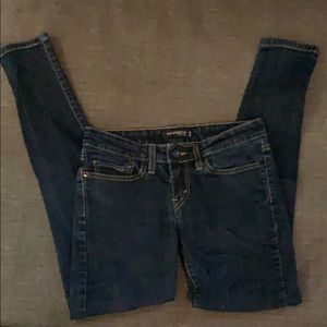 Skinny Levi’s 524